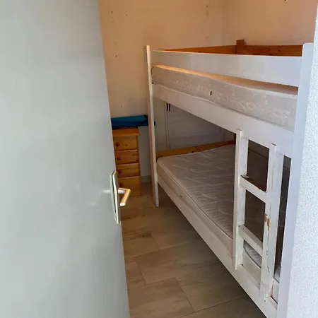 Apartment Les Sables 9 *